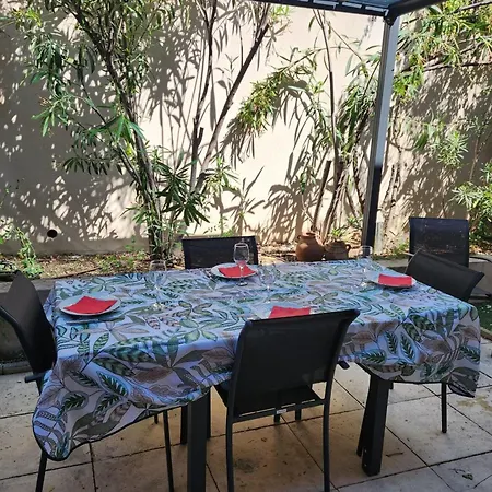 Holiday home Family In